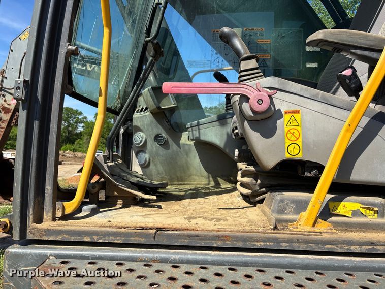 image for item DT0142 2012 Volvo EC480D L excavator