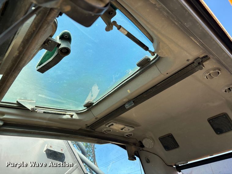 image for item DT0142 2012 Volvo EC480D L excavator