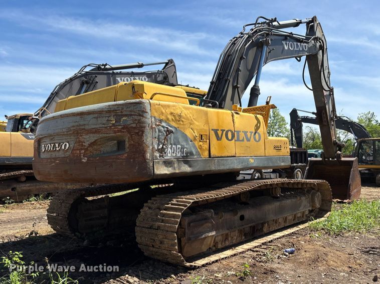 image for item DT0143 2006 Volvo EC360BLC excavator