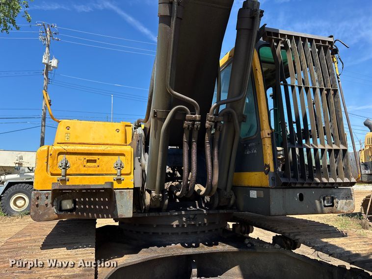 image for item DT0143 2006 Volvo EC360BLC excavator