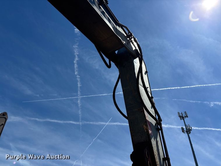 image for item DT0143 2006 Volvo EC360BLC excavator