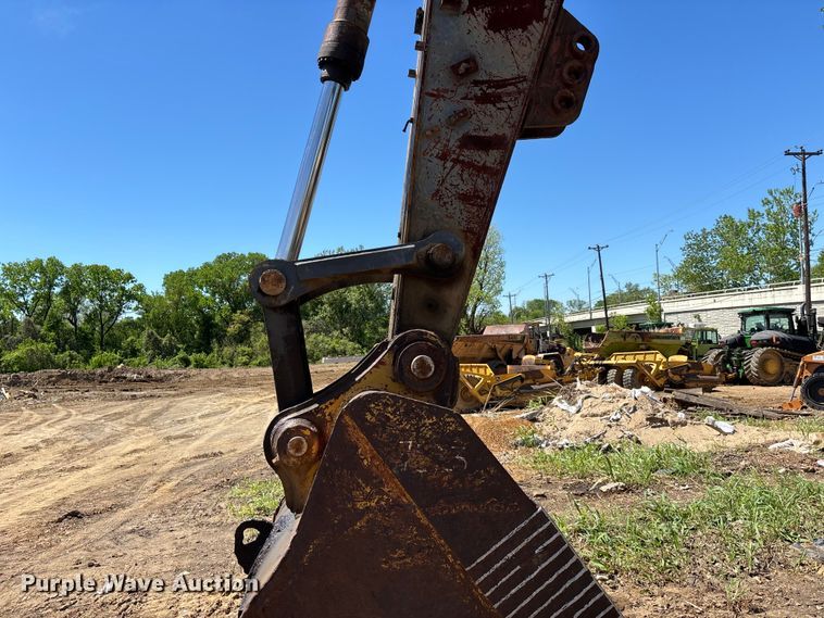 image for item DT0143 2006 Volvo EC360BLC excavator