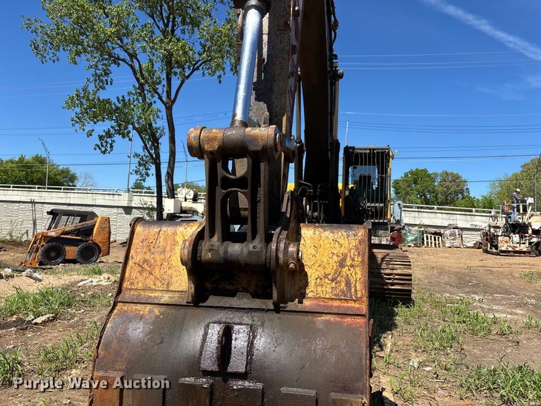 image for item DT0143 2006 Volvo EC360BLC excavator