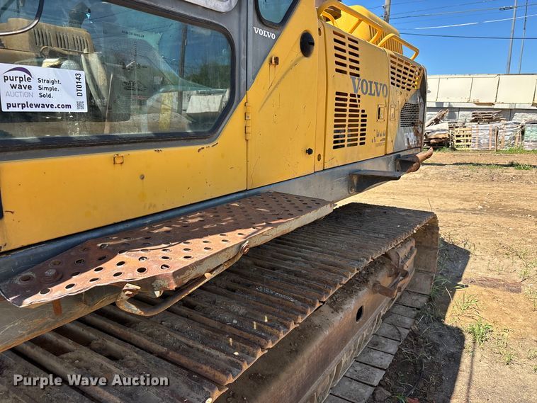 image for item DT0143 2006 Volvo EC360BLC excavator