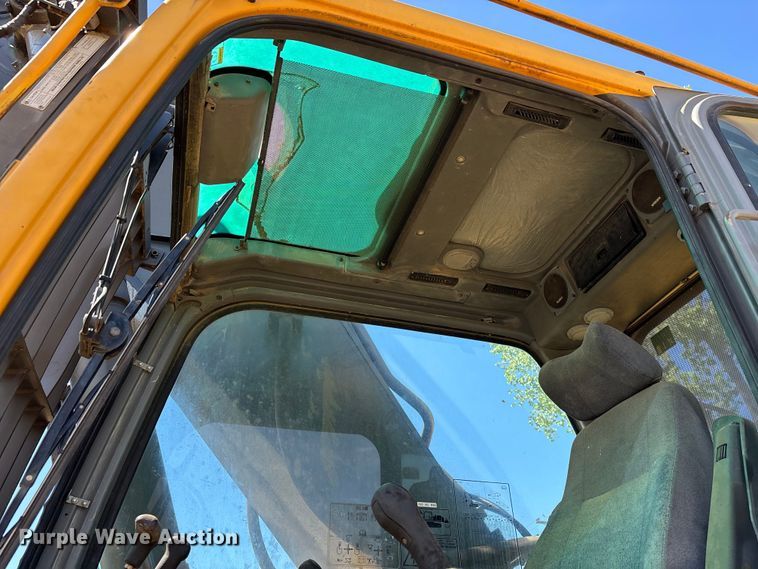 image for item DT0143 2006 Volvo EC360BLC excavator