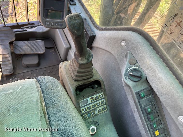 image for item DT0143 2006 Volvo EC360BLC excavator