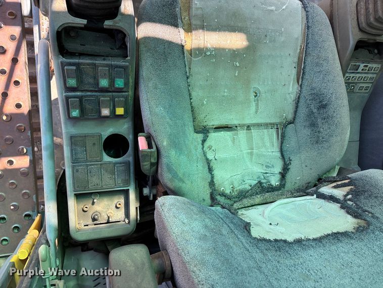 image for item DT0143 2006 Volvo EC360BLC excavator