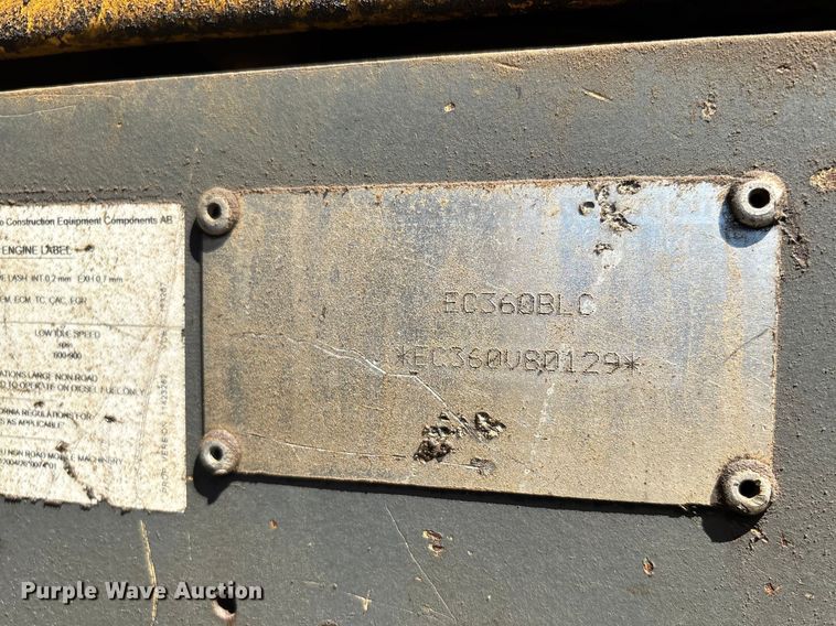 image for item DT0143 2006 Volvo EC360BLC excavator