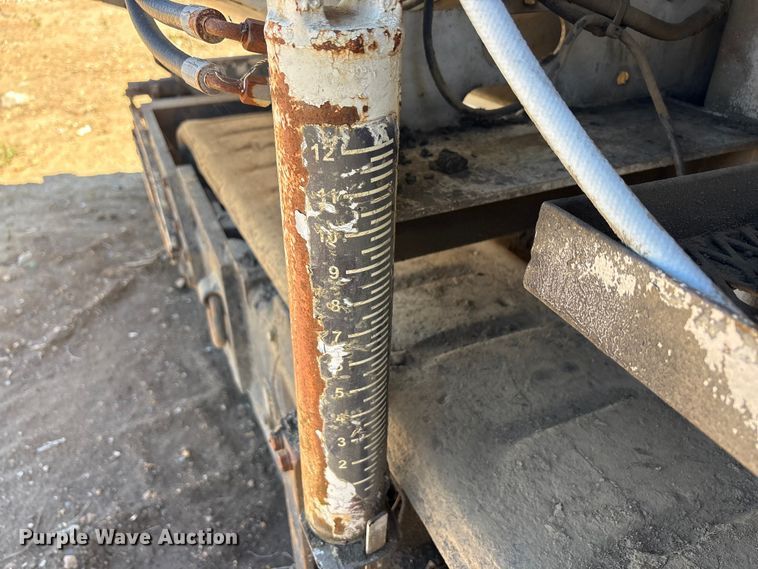 image for item DT0144 Terex CR362L paver