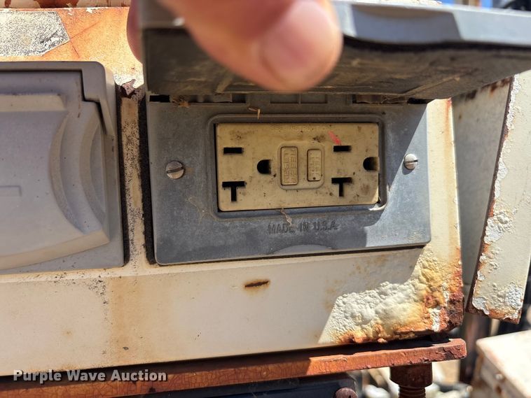 image for item DT0144 Terex CR362L paver