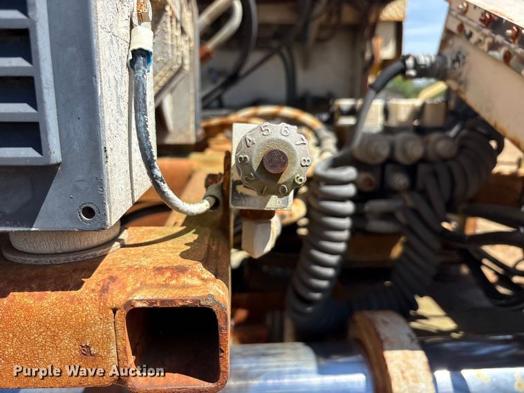 image for item DT0144 Terex CR362L paver