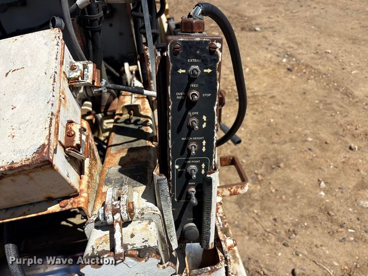 image for item DT0144 Terex CR362L paver