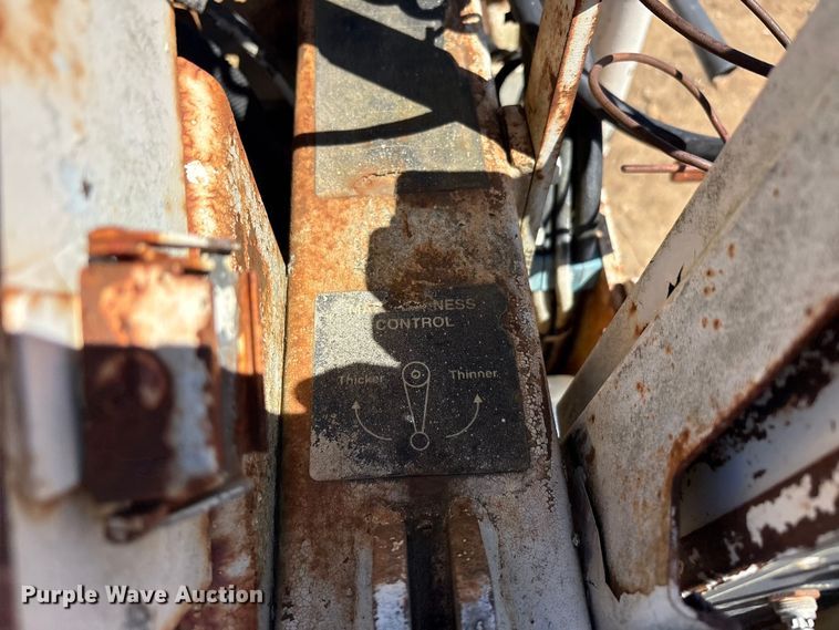 image for item DT0144 Terex CR362L paver