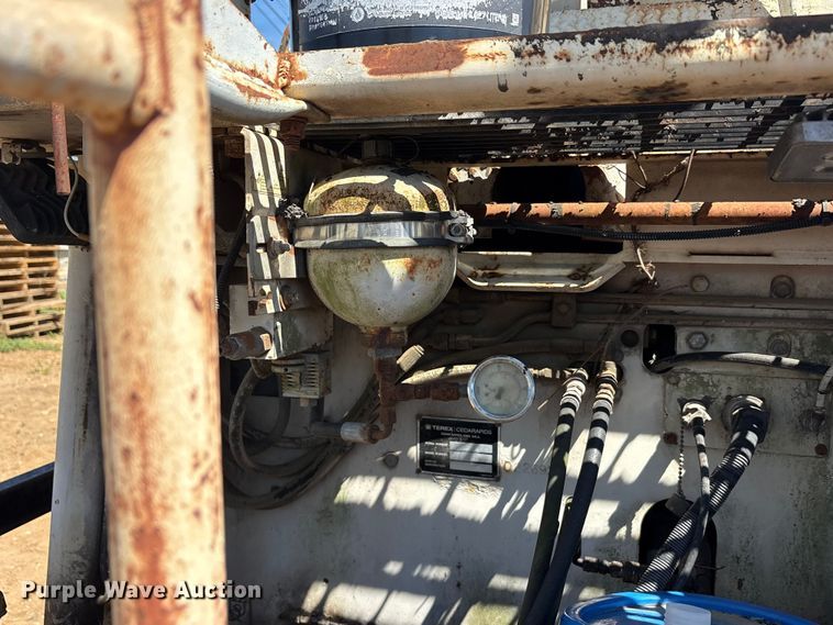 image for item DT0144 Terex CR362L paver