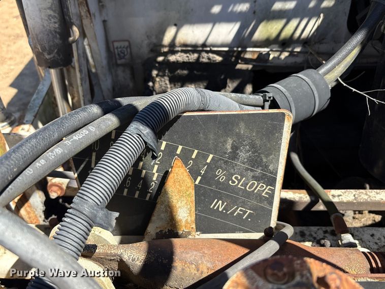 image for item DT0144 Terex CR362L paver