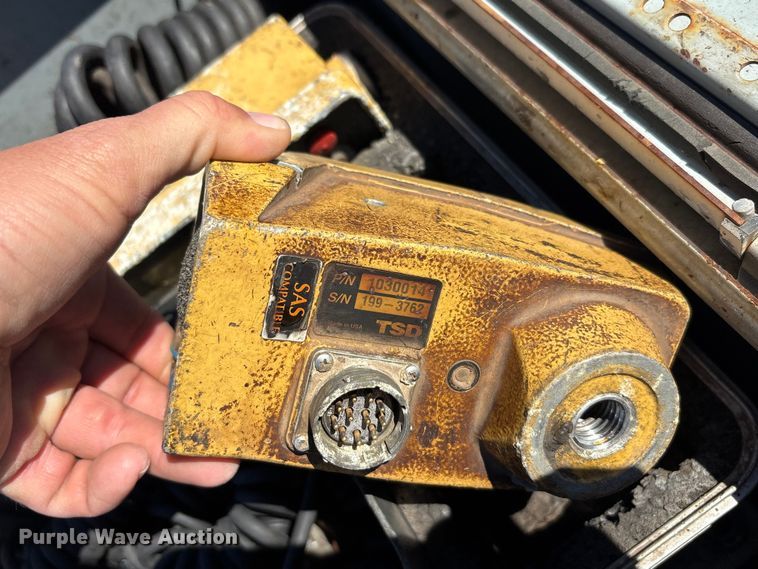 image for item DT0144 Terex CR362L paver