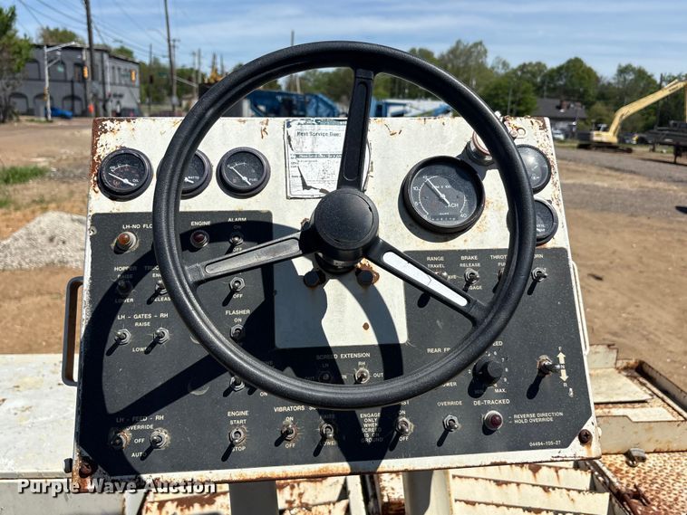 image for item DT0144 Terex CR362L paver