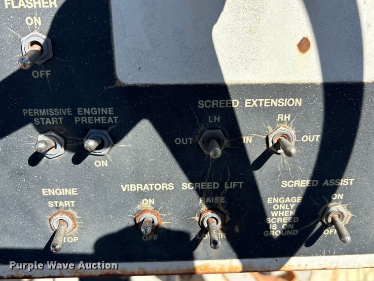 image for item DT0144 Terex CR362L paver