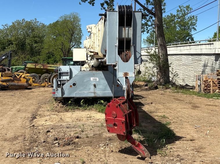 image for item DT0145 Terex Rt555 crane truck