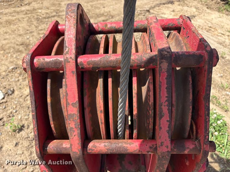 image for item DT0145 Terex Rt555 crane truck