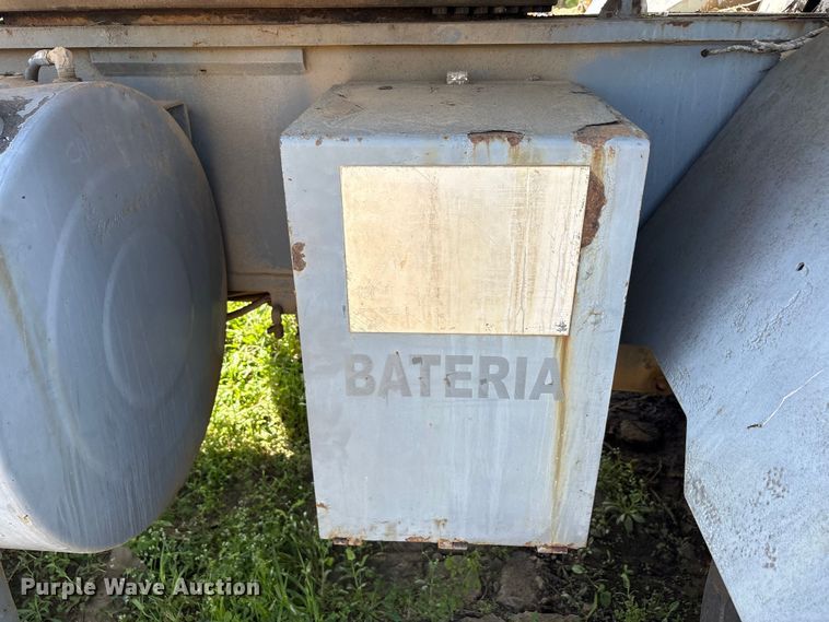 image for item DT0145 Terex Rt555 crane truck