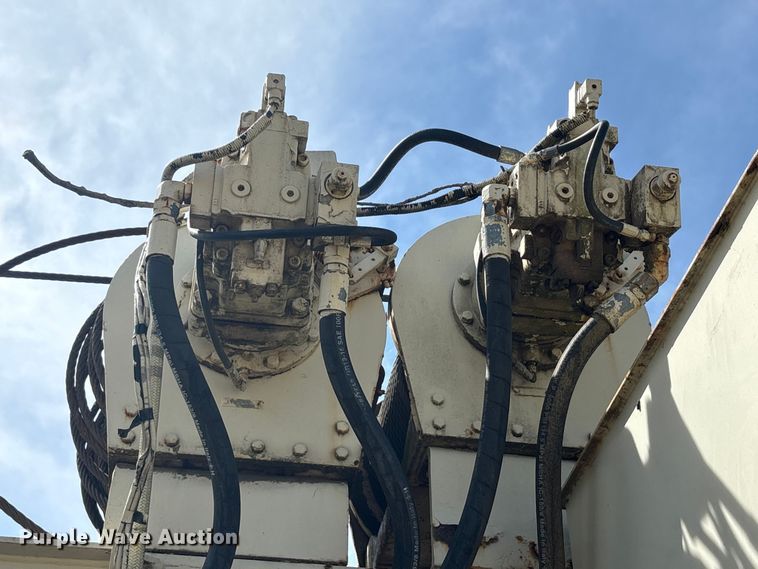 image for item DT0145 Terex Rt555 crane truck