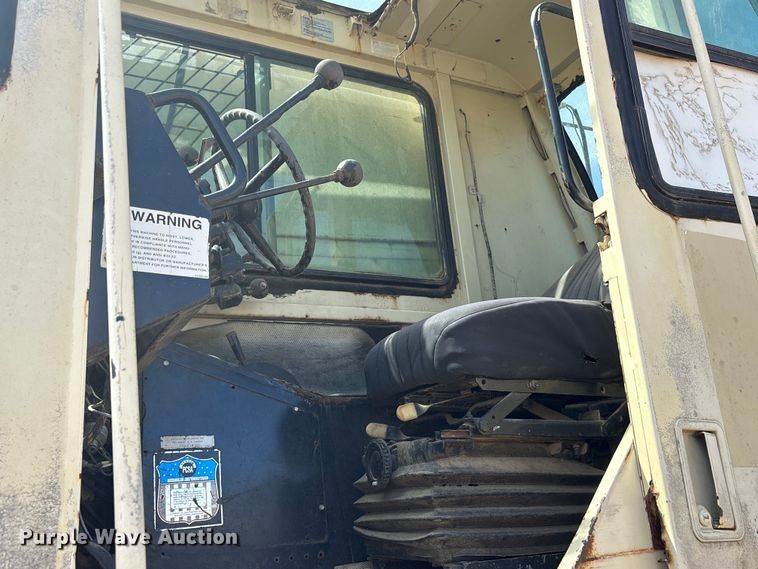 image for item DT0145 Terex Rt555 crane truck