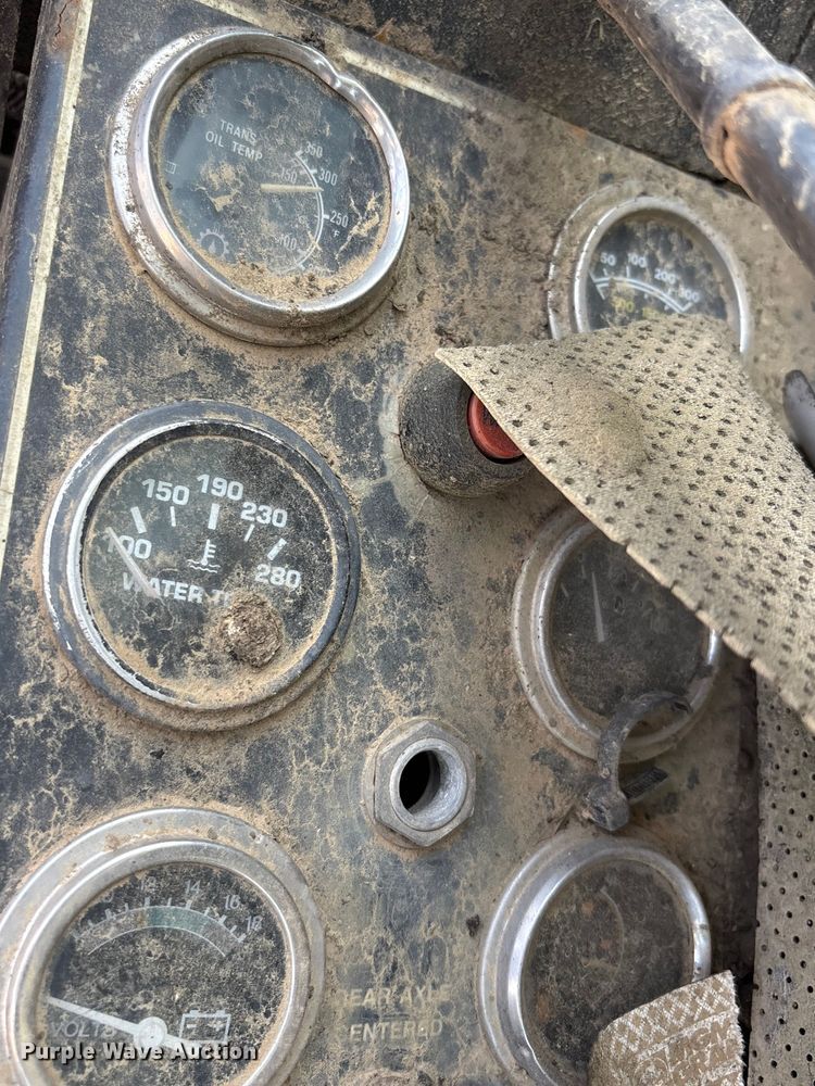 image for item DT0145 Terex Rt555 crane truck