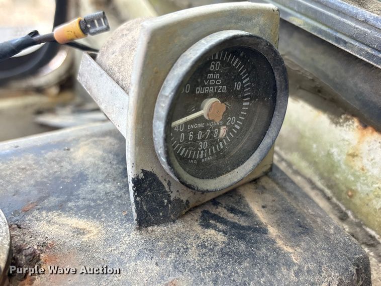 image for item DT0145 Terex Rt555 crane truck