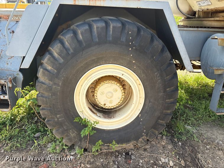 image for item DT0145 Terex Rt555 crane truck