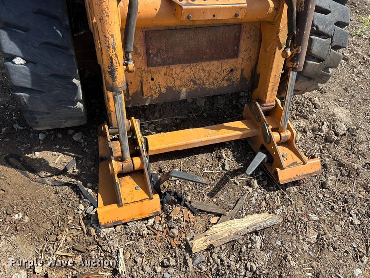 image for item DT0146 2005 Case 420 skid steer loader