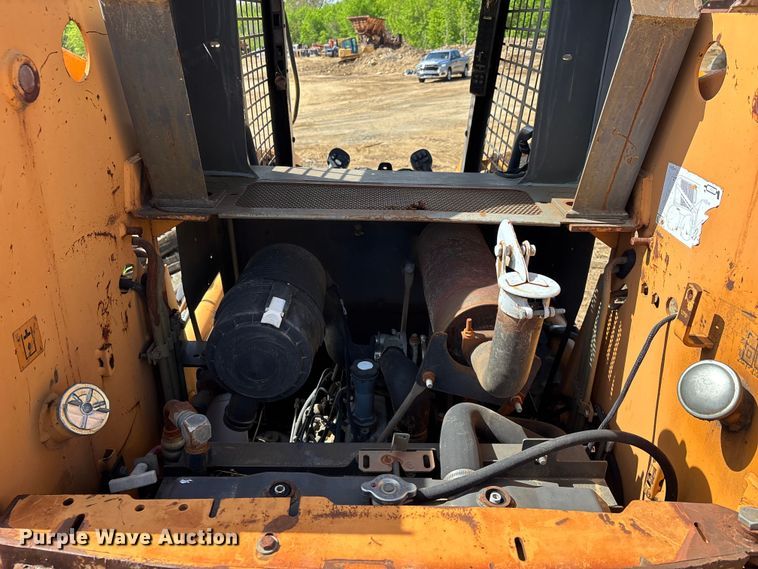 image for item DT0146 2005 Case 420 skid steer loader