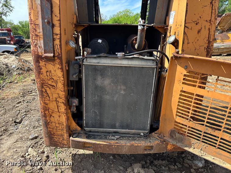 image for item DT0146 2005 Case 420 skid steer loader