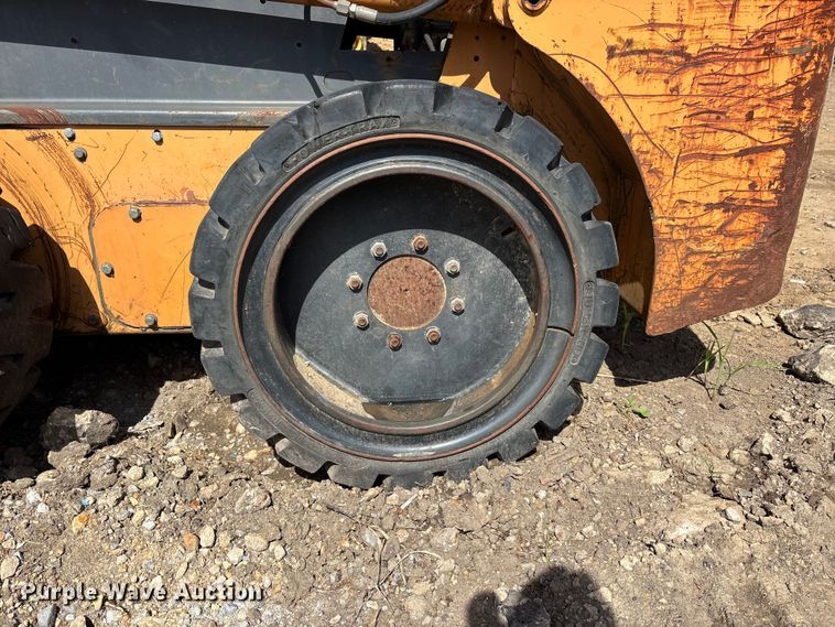 image for item DT0146 2005 Case 420 skid steer loader