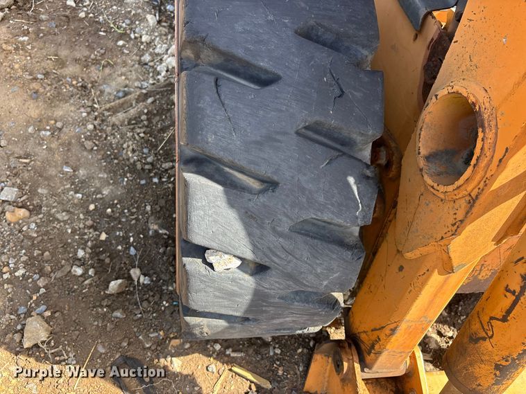 image for item DT0146 2005 Case 420 skid steer loader