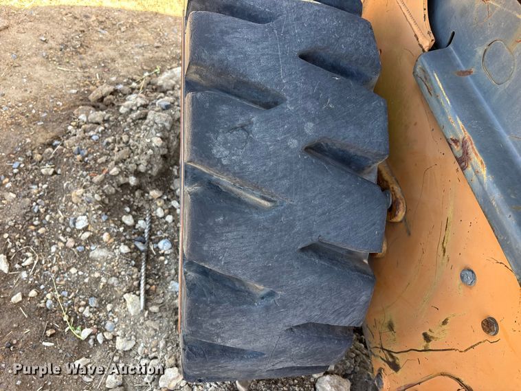 image for item DT0146 2005 Case 420 skid steer loader