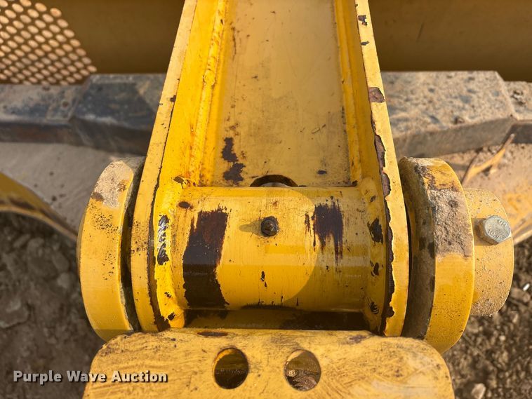 image for item DT0150 John Deere 1812C scraper