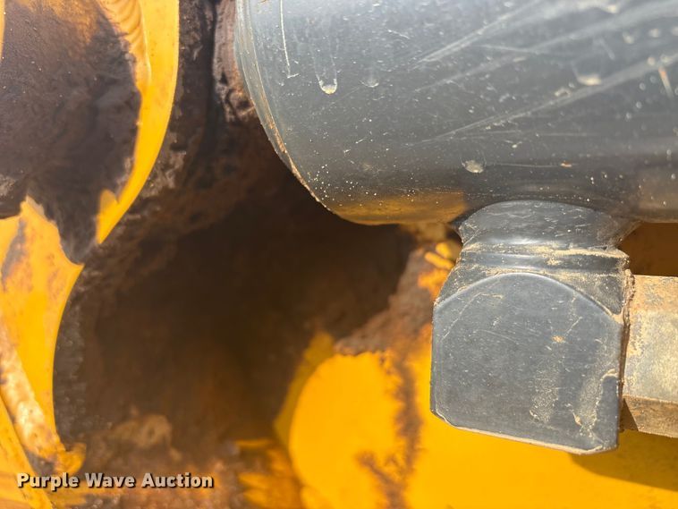 image for item DT0150 John Deere 1812C scraper