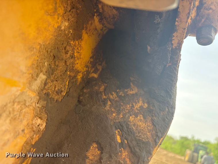 image for item DT0150 John Deere 1812C scraper