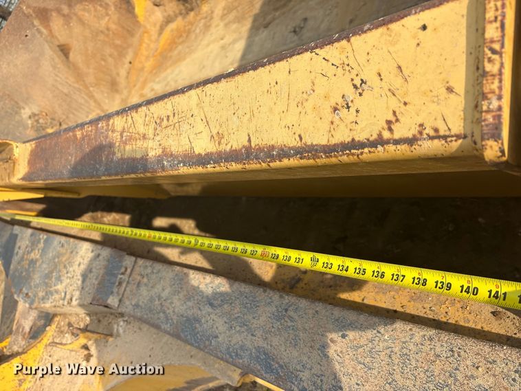 image for item DT0150 John Deere 1812C scraper