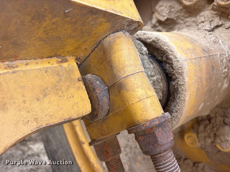 image for item DT0150 John Deere 1812C scraper