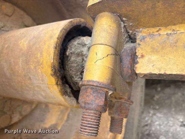 image for item DT0150 John Deere 1812C scraper