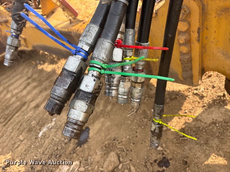 image for item DT0151 John Deere 1812C scraper