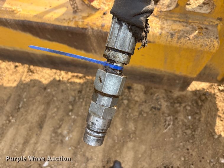 image for item DT0151 John Deere 1812C scraper