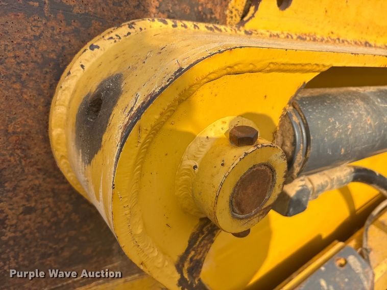 image for item DT0151 John Deere 1812C scraper