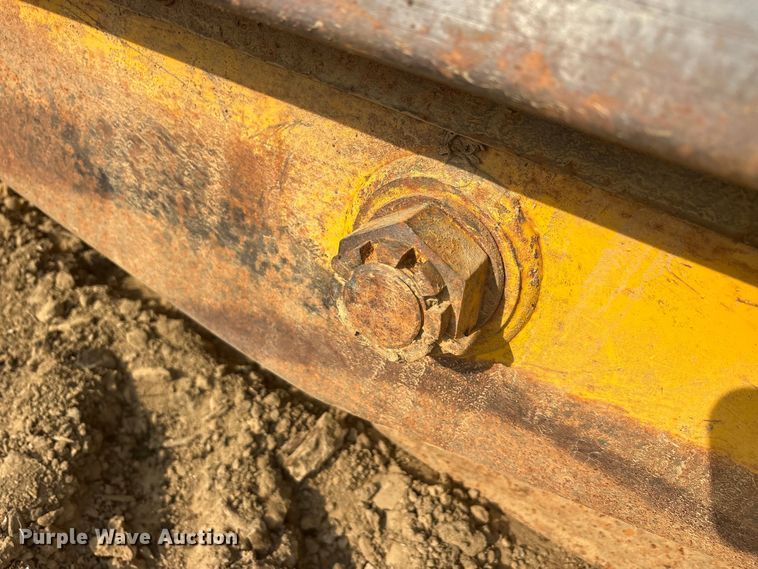 image for item DT0151 John Deere 1812C scraper