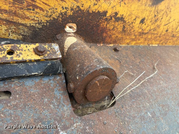 image for item DT0151 John Deere 1812C scraper