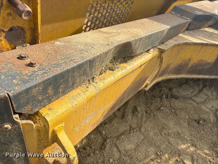 image for item DT0151 John Deere 1812C scraper