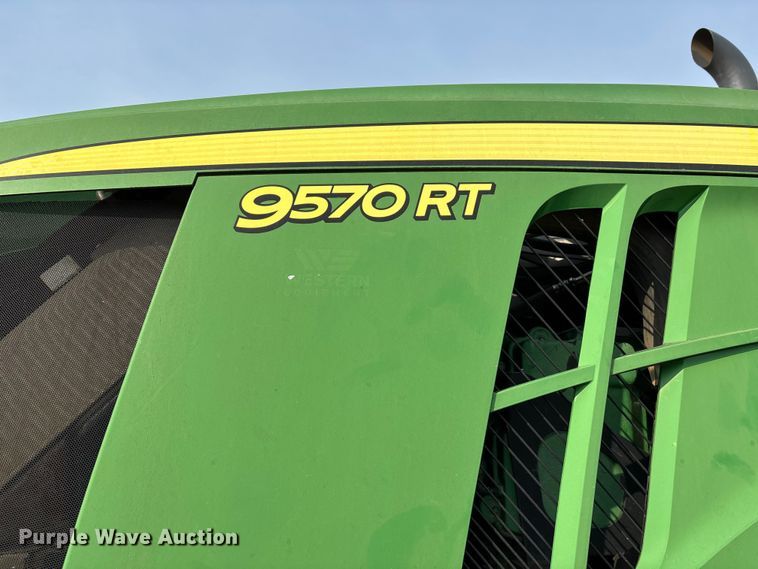 image for item DT0152 2014 John Deere 9570RT tractor