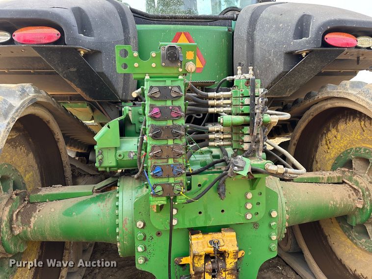 image for item DT0152 2014 John Deere 9570RT tractor